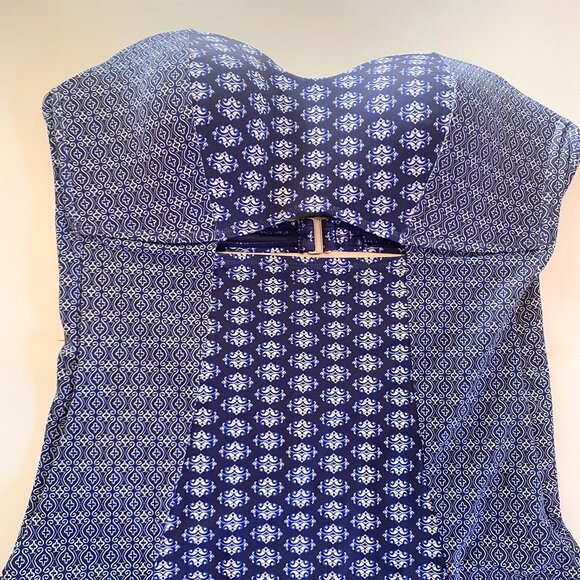 Athleta Tangier Cutout Halter One-Piece Swimsuit Size L - Picture 5 of 10